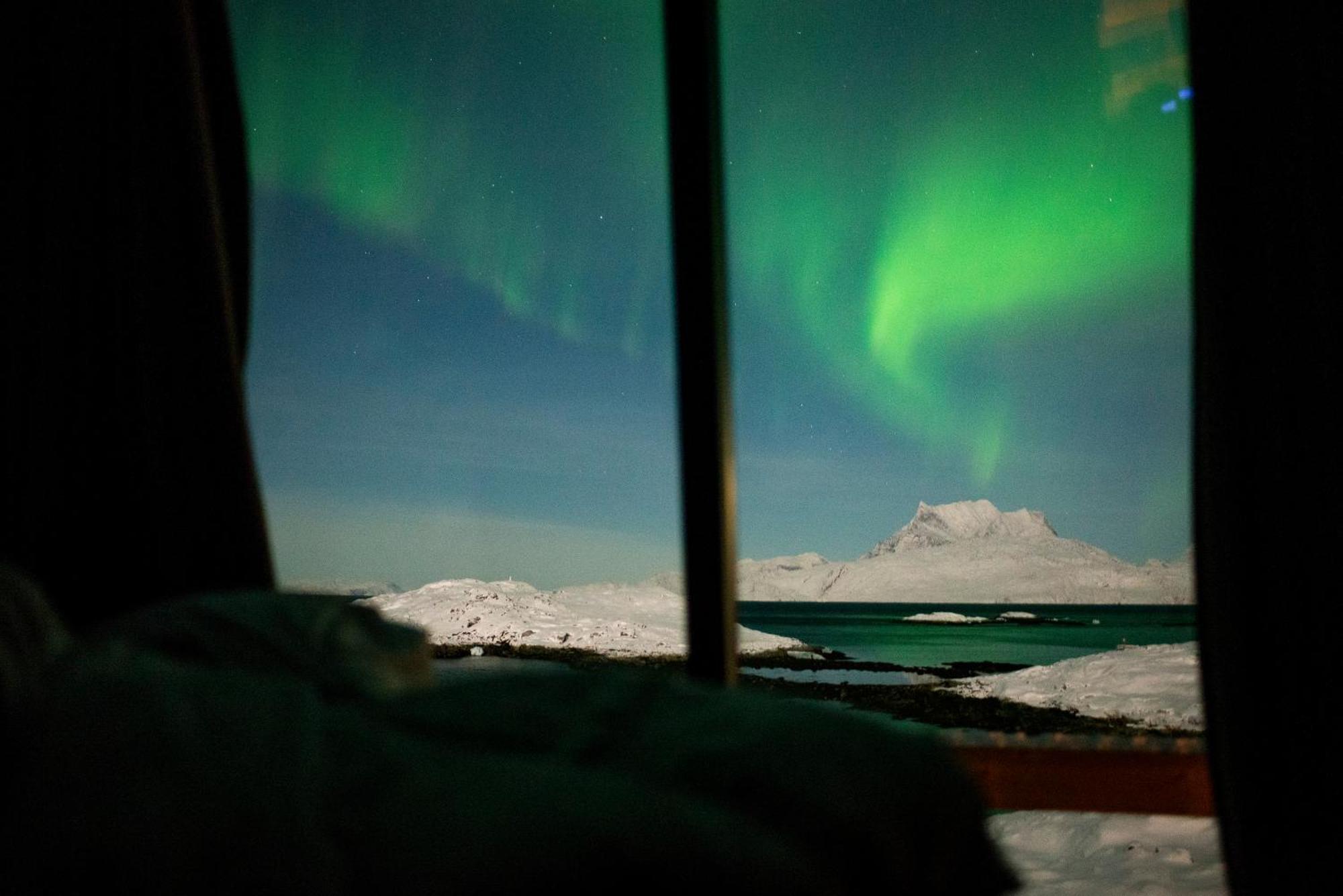 Отель Aurora Hut By Inuktravel Нуук Экстерьер фото